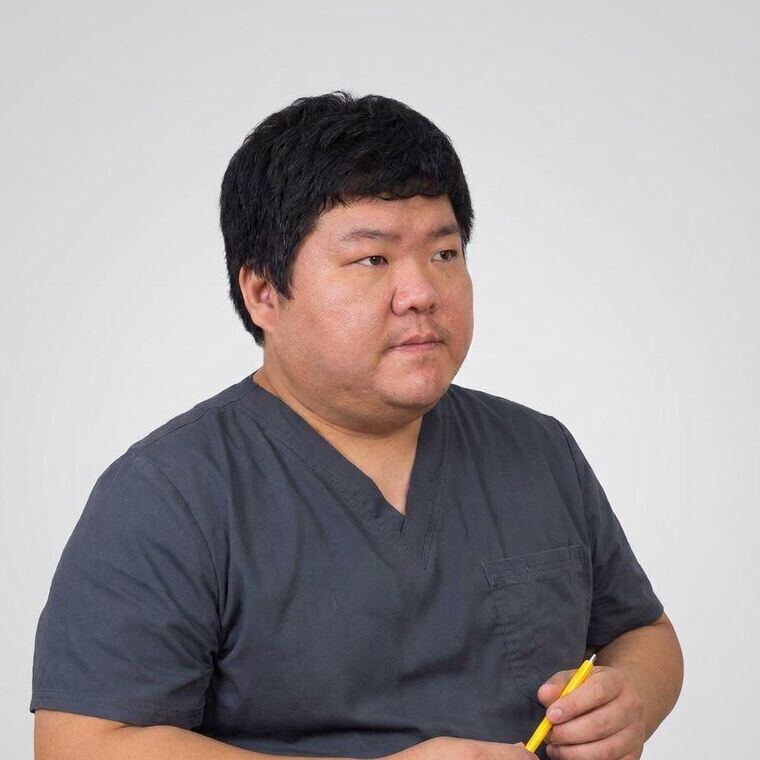 Хан Дмитрий Сергеевич